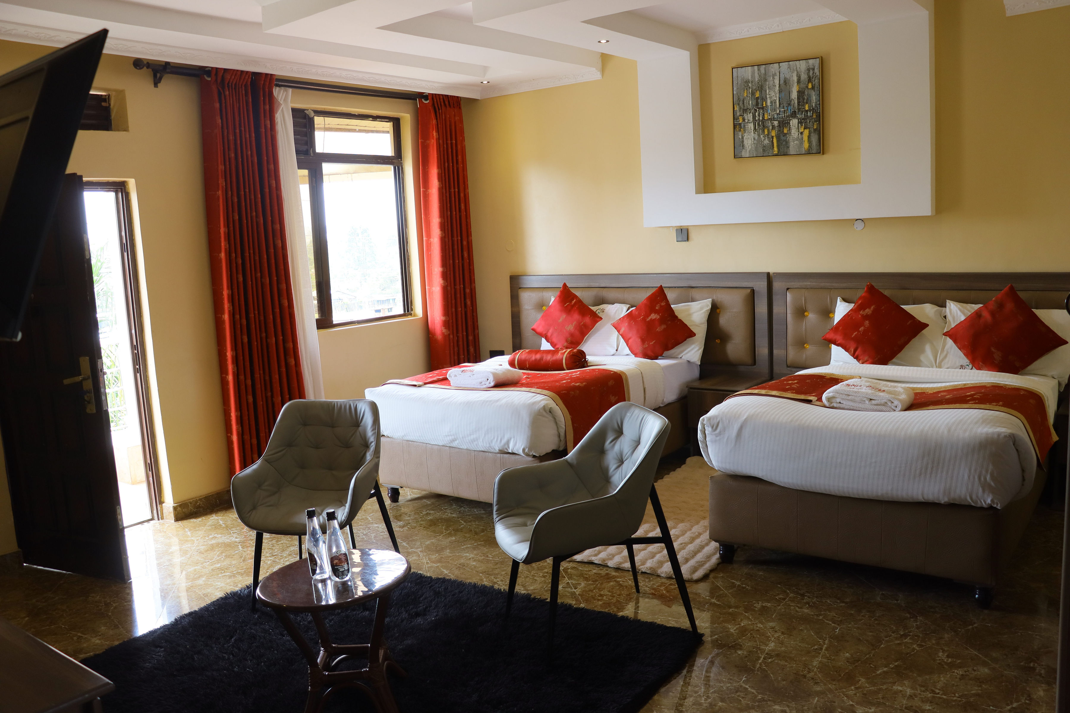 Famous Gates Hotel — Sotik — photo 5